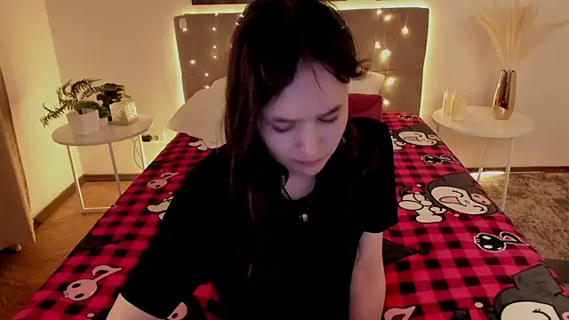 Emily Strikeee online show from May 29, 1:55 am