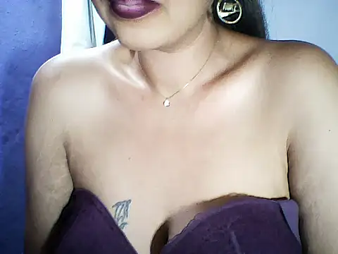 layanah12 online show from October 19, 2:47 am