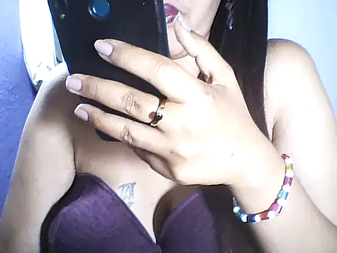 layanah12 online show from January 13, 7:18 pm