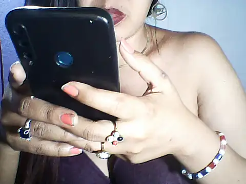 layanah12 online show from February 9, 6:28 pm