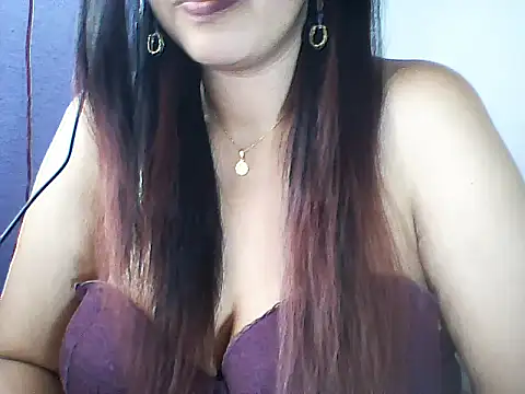 layanah12 online show from April 4, 7:48 am