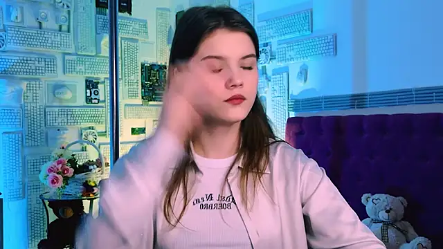 Snapshot of EvaThopson chatting on March 21, 12:17 pm EvaThopson online show from March 21, 12:17 pm