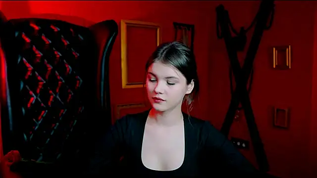 Snapshot of EvaThopson chatting on March 22, 1:08 pm EvaThopson online show from March 22, 1:08 pm