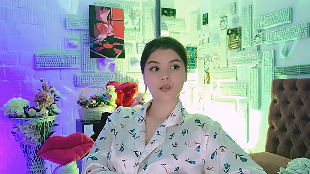 Snapshot of EvaThopson chatting on February 19, 6:54 pm EvaThopson online show from February 19, 6:54 pm