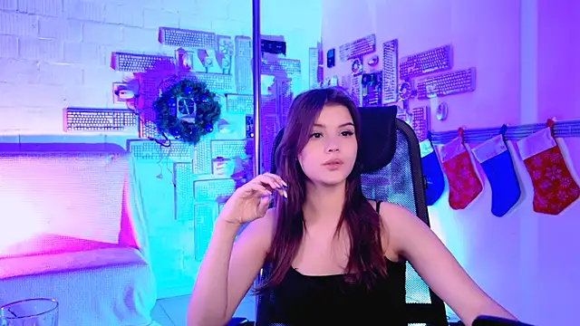 EvaThopson online show from December 20, 5:32 am