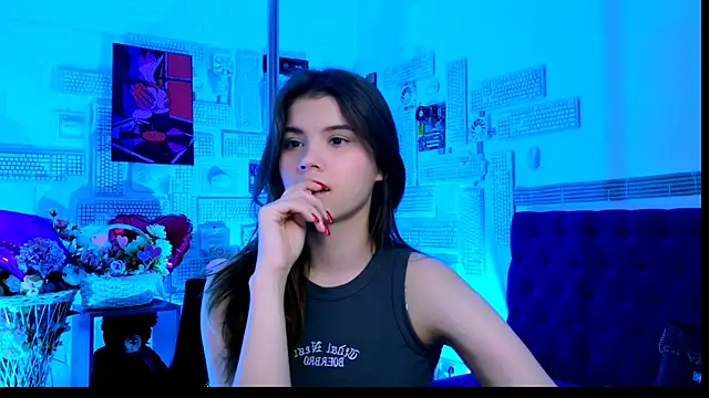 Snapshot of EvaThopson chatting on March 6, 10:30 am EvaThopson online show from March 6, 10:30 am