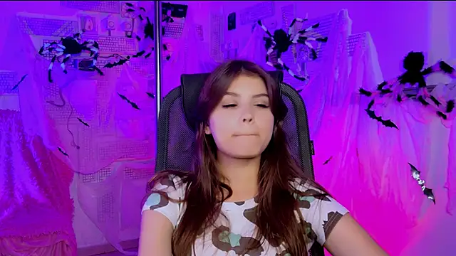 Snapshot of EvaThopson chatting on October 29, 12:04 pm EvaThopson online show from October 29, 12:04 pm