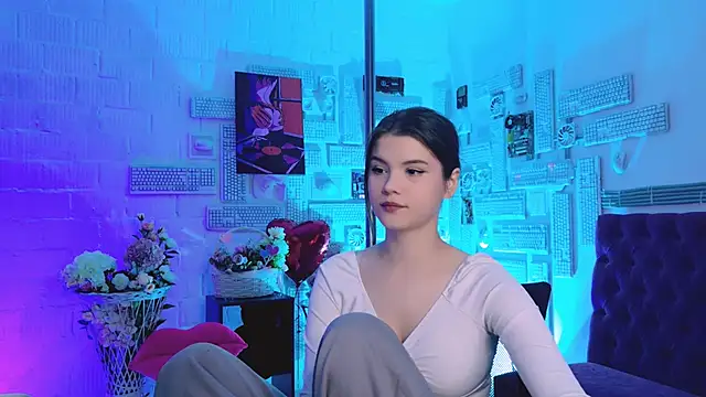 Snapshot of EvaThopson chatting on February 19, 3:27 pm EvaThopson online show from February 19, 3:27 pm