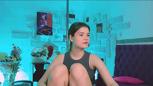 Snapshot of EvaThopson chatting on March 1, 3:05 pm EvaThopson online show from March 1, 3:05 pm