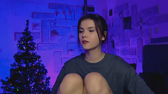 Snapshot of EvaThopson chatting on January 19, 3:21 pm EvaThopson online show from January 19, 3:21 pm