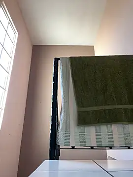 Hxnsovrgon online show from February 24, 3:42 pm