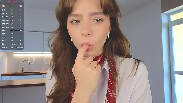 KellyAdderiy online show from April 3, 3:24 am