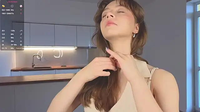 KellyAdderiy online show from April 18, 3:09 am