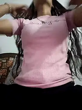 Snapshot of pikubaby chatting on October 15, 6:49 pm pikubaby online show from October 15, 6:49 pm