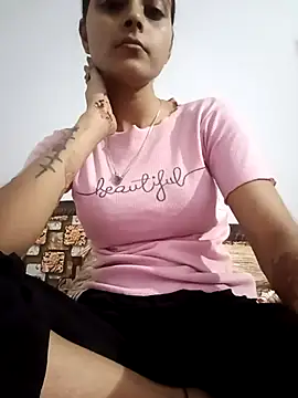 Snapshot of pikubaby chatting on October 24, 7:02 pm pikubaby online show from October 24, 7:02 pm