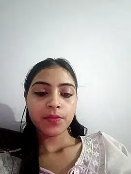 Snapshot of pikubaby chatting on November 2, 6:57 pm pikubaby online show from November 2, 6:57 pm