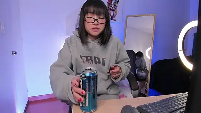 Escarlett Wii online show from October 31, 2:02 pm