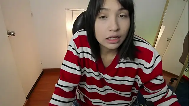 Escarlett Wii online show from October 7, 12:50 pm