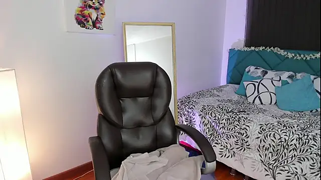 Escarlett Wii online show from October 9, 1:11 pm