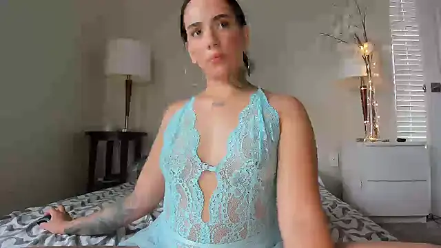 marianaferrero online show from December 10, 3:44 pm