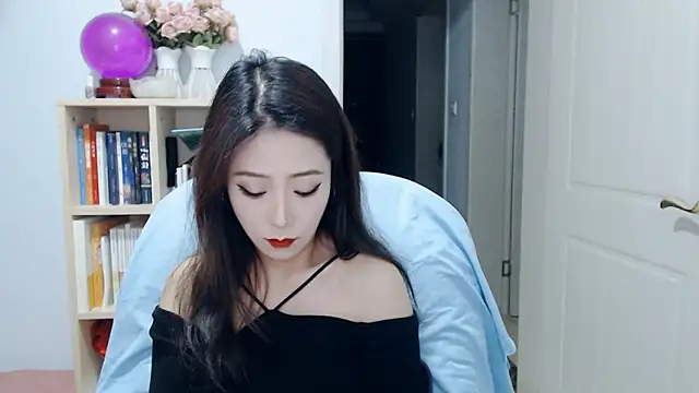 SuSushi728 online show from March 25, 3:55 pm