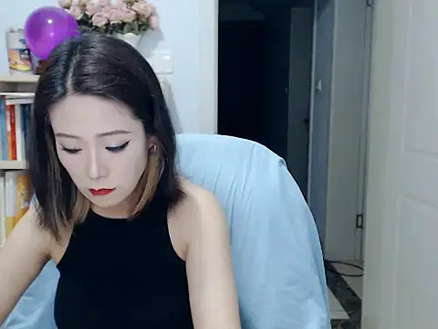 Snapshot of SuSushi728 chatting on July 5, 4:25 pm SuSushi728 online show from July 5, 4:25 pm