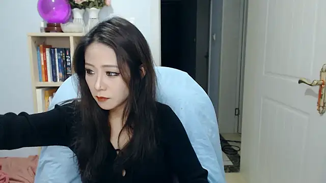 SuSushi728 online show from March 10, 4:11 pm