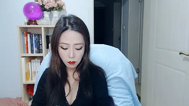 SuSushi728 online show from March 19, 4:18 pm