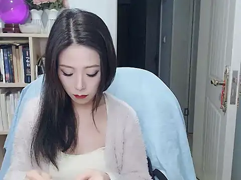 SuSushi728 online show from January 10, 3:40 pm