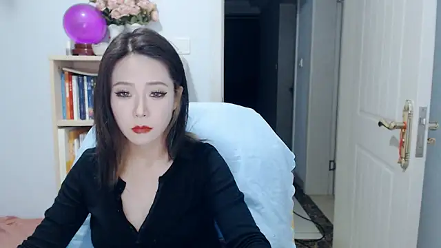 SuSushi728 online show from May 24, 3:12 pm