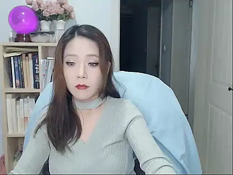 Snapshot of SuSushi728 chatting on November 7, 3:27 pm SuSushi728 online show from November 7, 3:27 pm