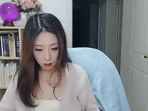 Snapshot of SuSushi728 chatting on December 14, 3:50 pm SuSushi728 online show from December 14, 3:50 pm