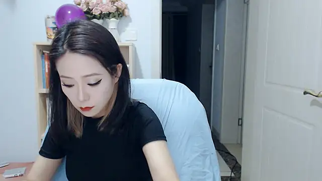 Snapshot of SuSushi728 chatting on June 26, 4:02 pm SuSushi728 online show from June 26, 4:02 pm