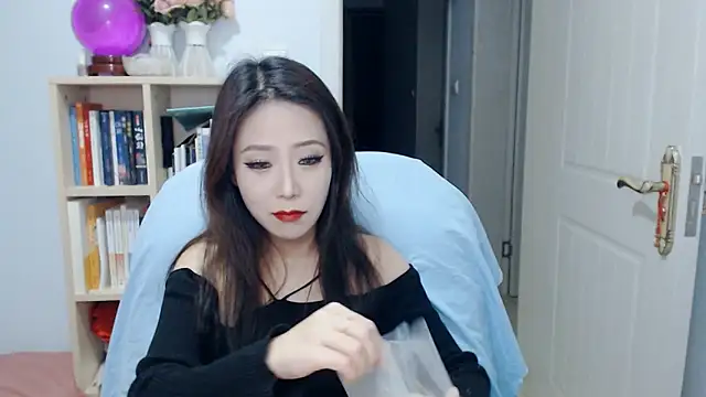 SuSushi728 online show from March 29, 4:19 pm