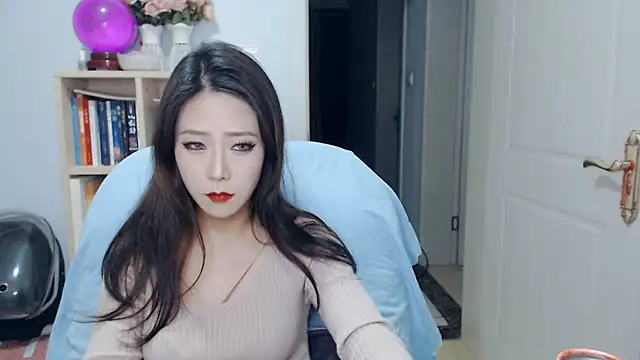 SuSushi728 online show from April 3, 5:19 pm