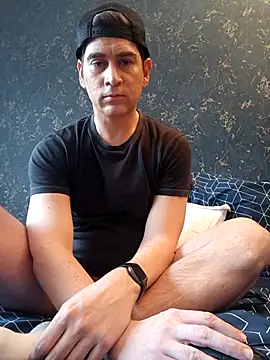 ElyasMatt online show from February 13, 3:01 pm