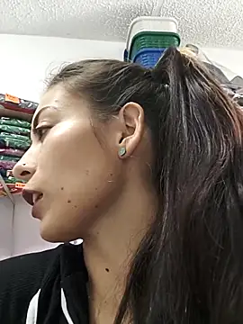 Snapshot of Tefannyy_ chatting on September 26, 3:52 pm Tefannyy online show from September 26, 3:52 pm