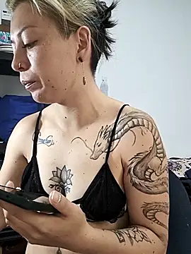 Tefannyy  online show from April 7, 2:41 pm