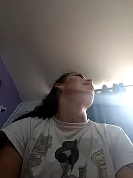 Snapshot of Tefannyy_ chatting on March 14, 6:07 pm Tefannyy online show from March 14, 6:07 pm