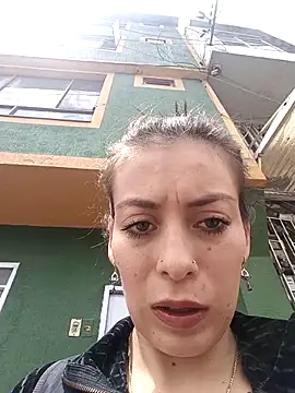 Snapshot of Tefannyy_ chatting on February 20, 4:14 pm Tefannyy online show from February 20, 4:14 pm