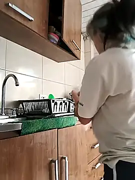 Tefannyy  online show from March 12, 1:15 pm