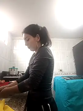 Snapshot of Tefannyy_ chatting on March 4, 7:01 pm Tefannyy online show from March 4, 7:01 pm