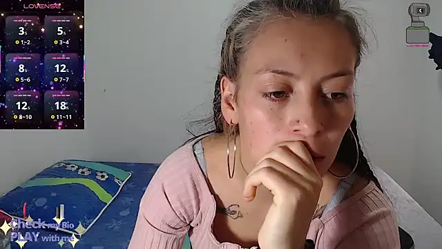 Snapshot of Tefannyy_ chatting on September 11, 4:07 pm Tefannyy online show from September 11, 4:07 pm