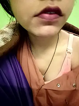 Snapshot of EACH_555 chatting on January 9, 6:09 am EACH 555 online show from January 9, 6:09 am