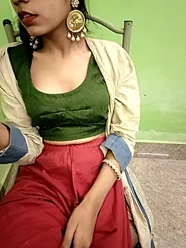 Snapshot of EACH_555 chatting on November 24, 5:57 pm EACH 555 online show from November 24, 5:57 pm