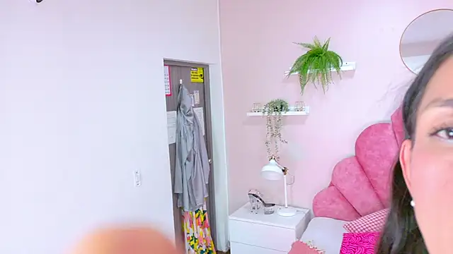 ChanelAdamss  online show from November 26, 3:39 am