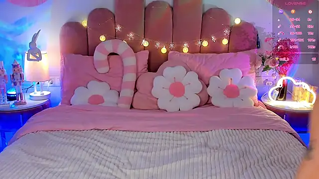 GiaCale online show from January 16, 1:26 pm