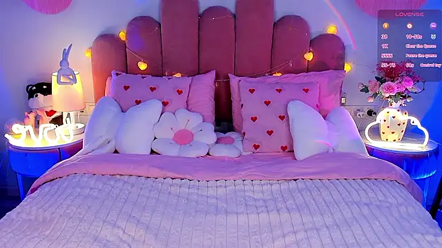 GiaCale online show from March 18, 1:35 pm