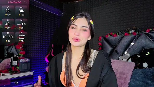 SolBeaumont1 online show from March 3, 1:23 am