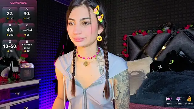 SolBeaumont1 online show from March 4, 10:39 pm